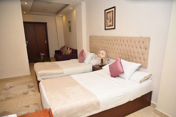 Room 3 of 36