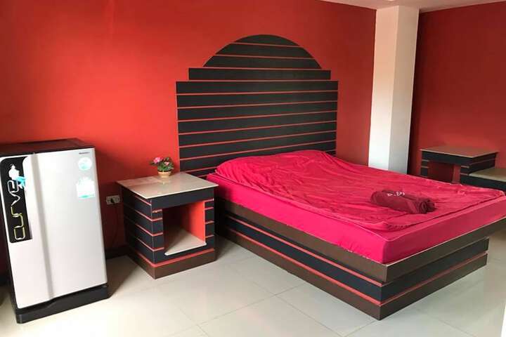 Room 17 of 41