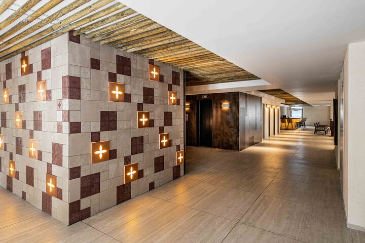 Lobby Photos