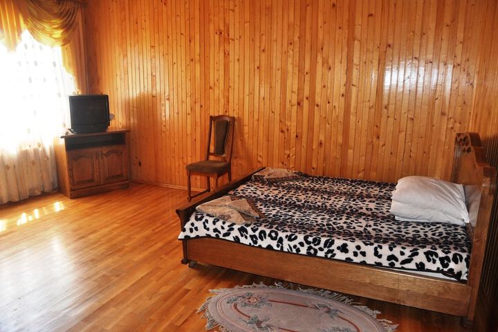 Room 3 of 58