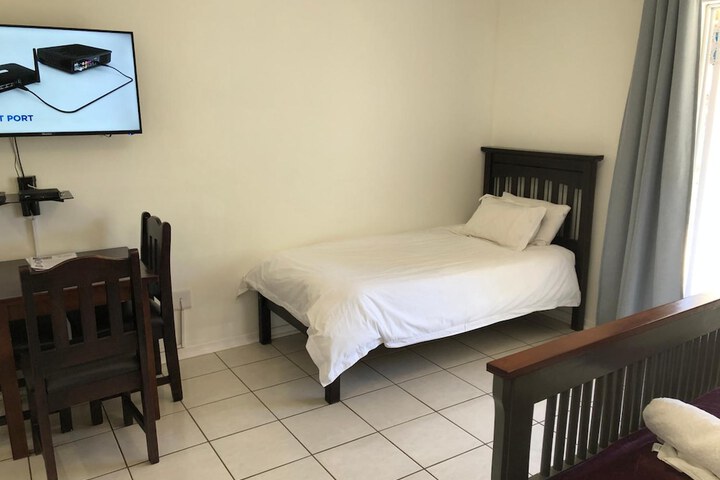 Room 12 of 61