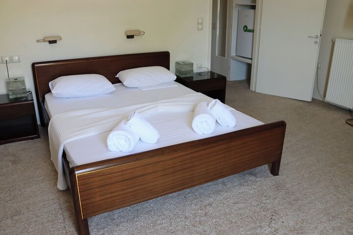 Room 111 of 261
