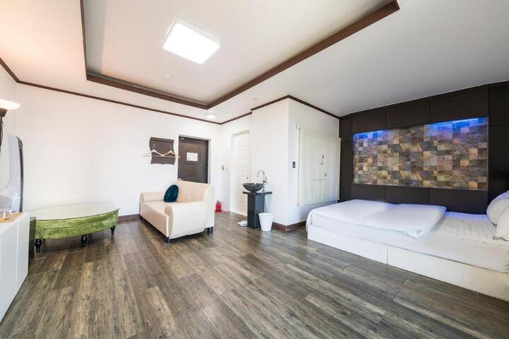 Sokcho Time Hotel