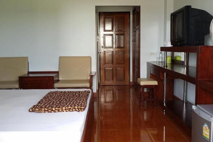 Room 10 of 23