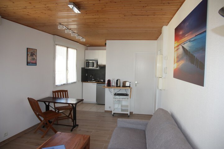 Room 35 of 50