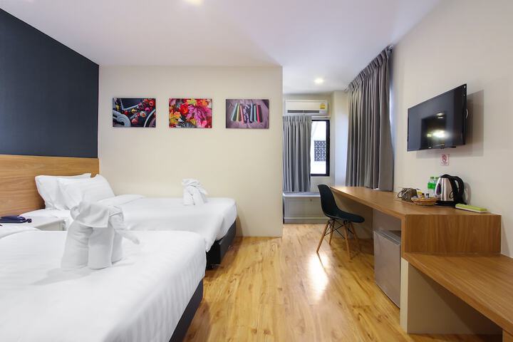 Room 30 of 69