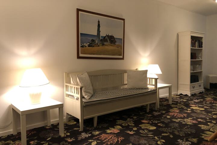 Ballroom/Hall 18 of 33