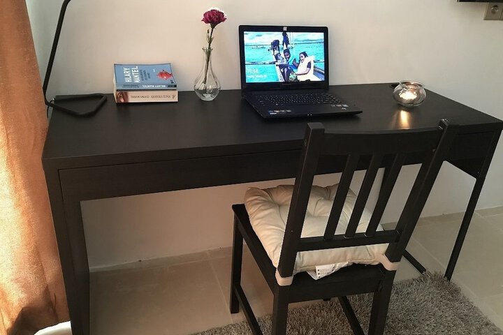 Room 5 of 105