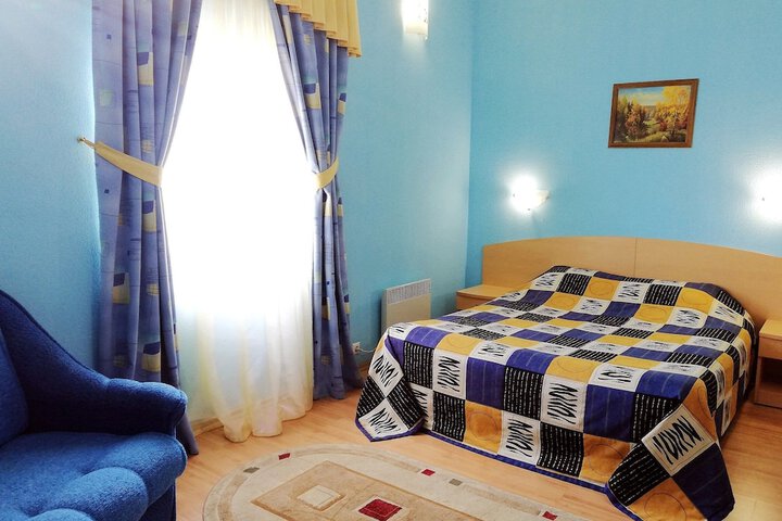 Room 17 of 41