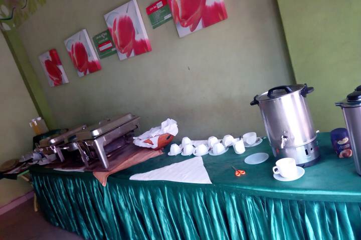 Breakfast/Coffee Service 28 of 35