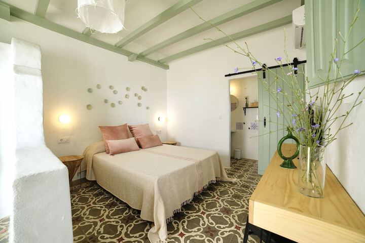 Room 16 of 39