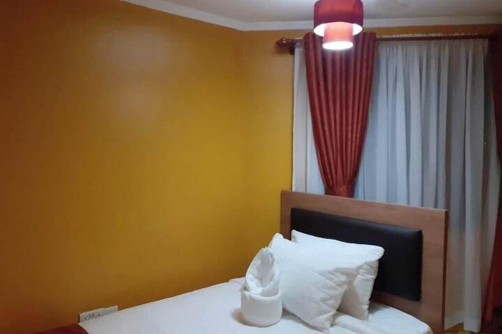 Room 4 of 34