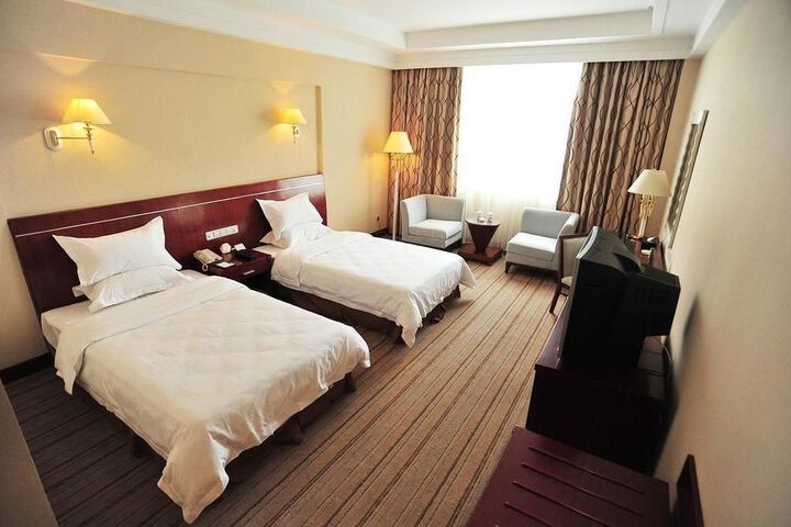 Room 19 of 25