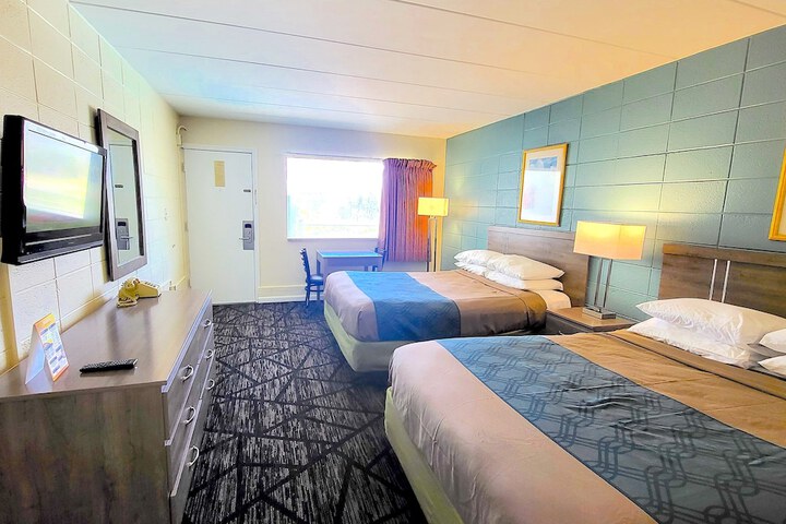 Room 3 of 11