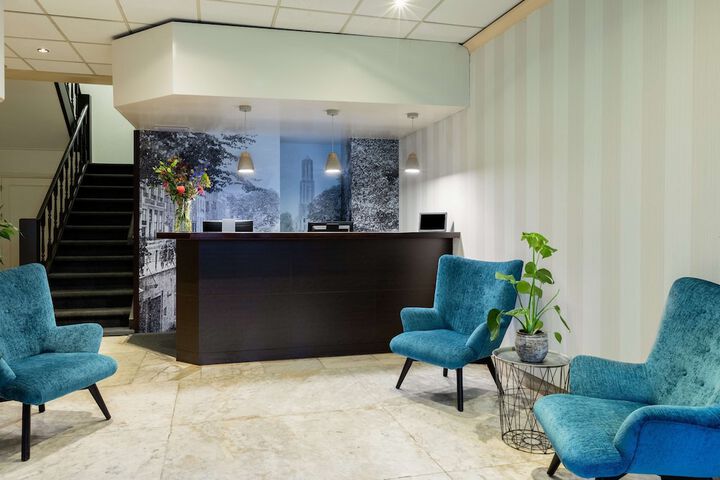 Lobby Entry