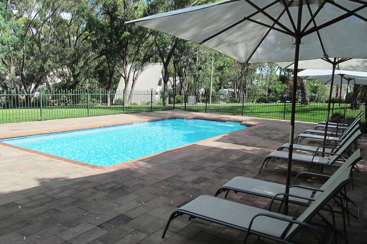 Pool Hotel