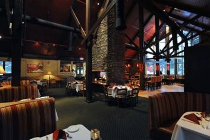 Dining 14 of 21