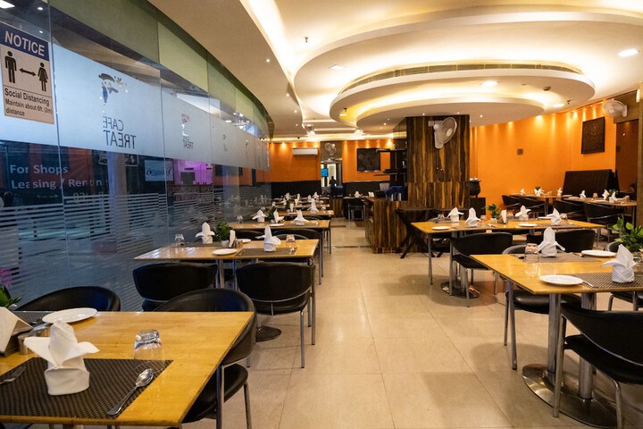 Dining 54 of 80