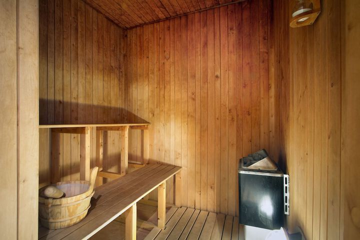 Spa 50 of 81