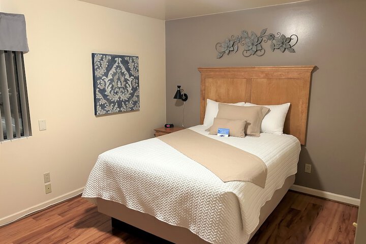 Room 11 of 72