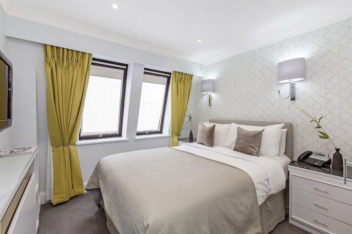 Room 6 of 181