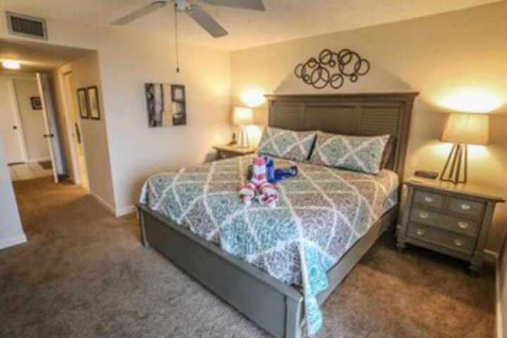 Room 15 of 18