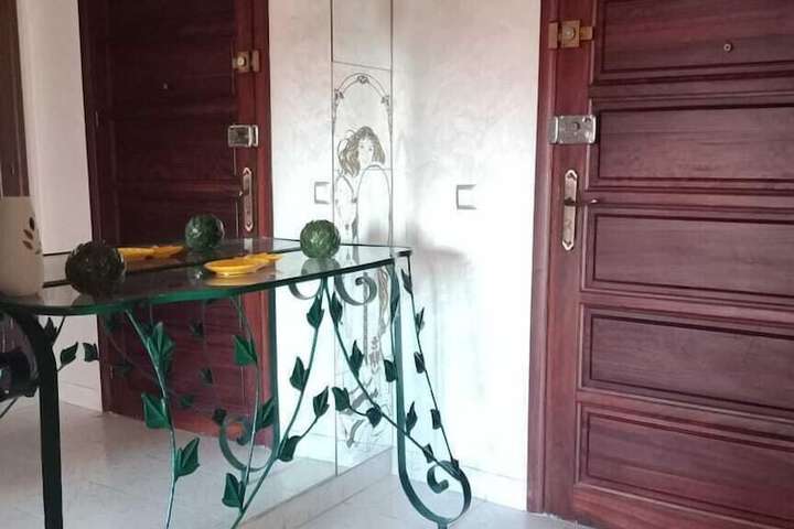 Room 15 of 21