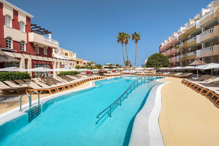 Pools & Facilities