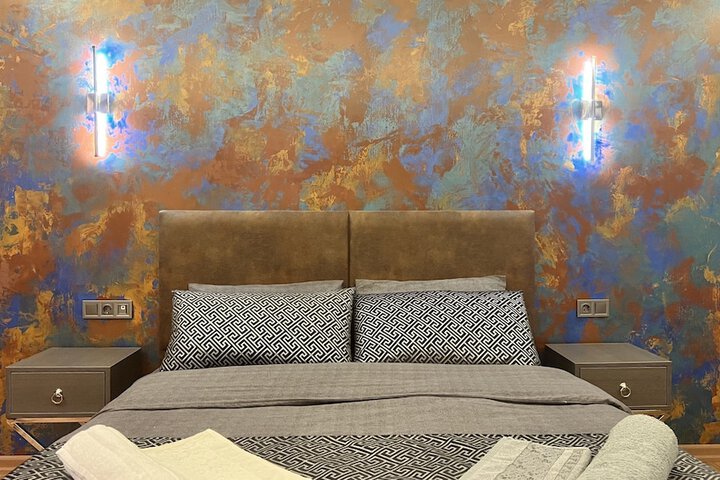 Room 8 of 71