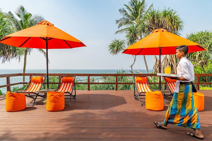 Sundeck 104 of 106