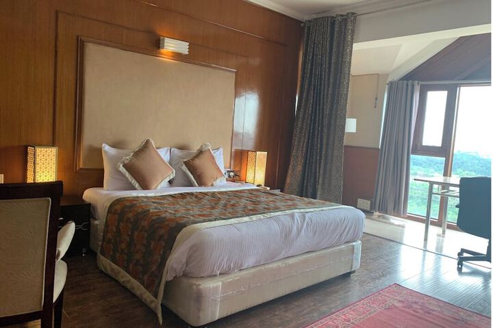 Room 56 of 111
