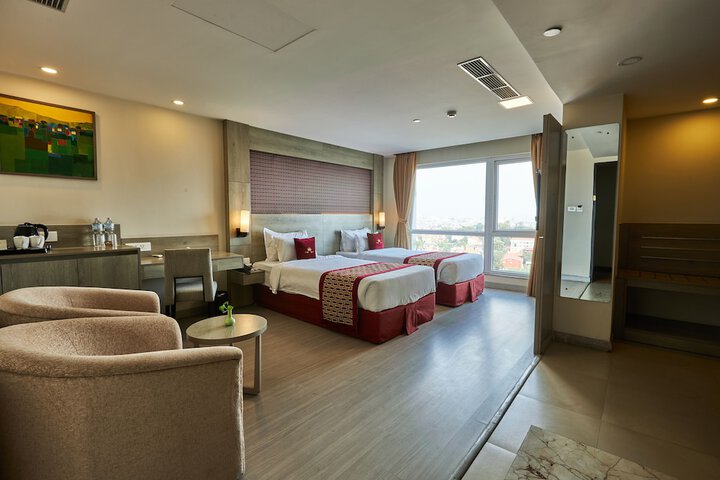 Room 34 of 119