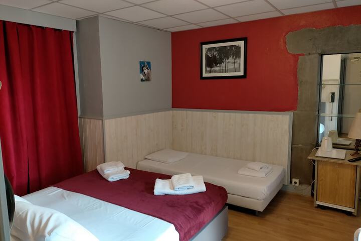 Room 19 of 47