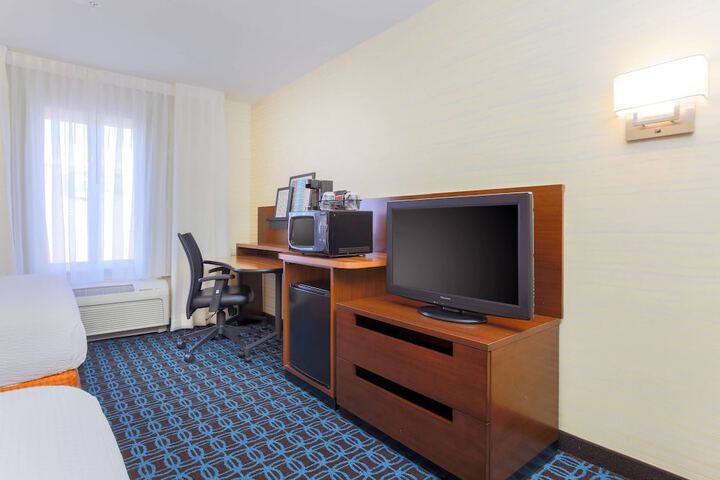Room 21 of 28