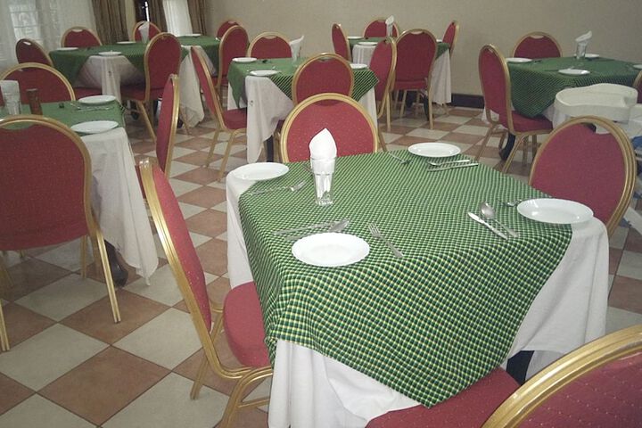 Dining 5 of 6