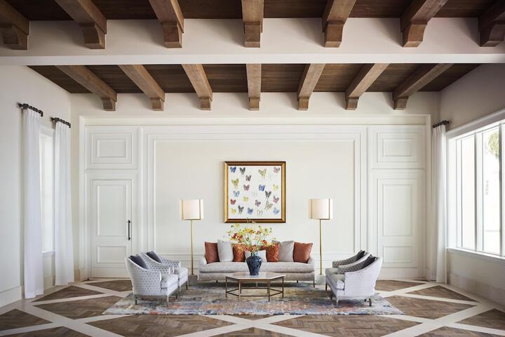 Hotel Interior 4 of 107