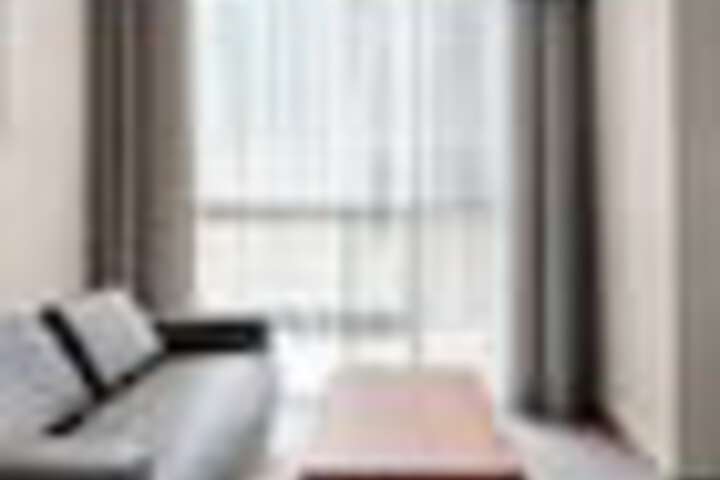 Room 35 of 123