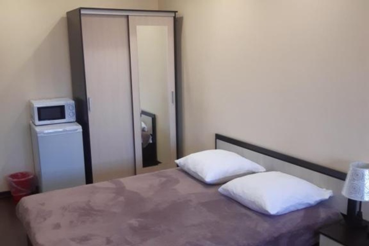 Room 25 of 27