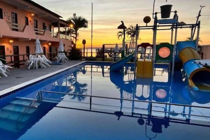 Pool 22 of 36