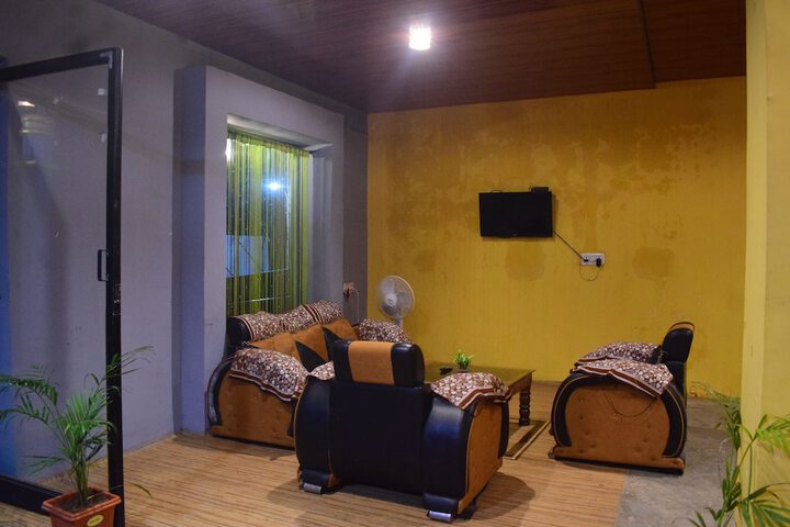 Photo of Istaqbal Hotel Mukki