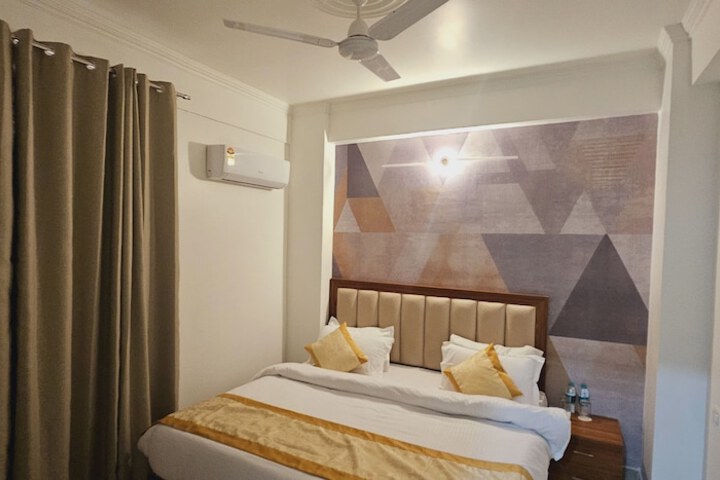 Room 7 of 22
