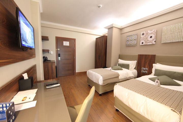 Room 21 of 56