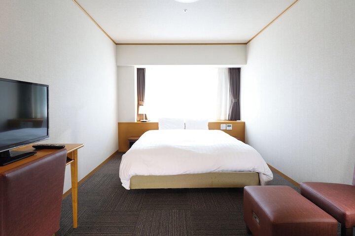 Room 11 of 75