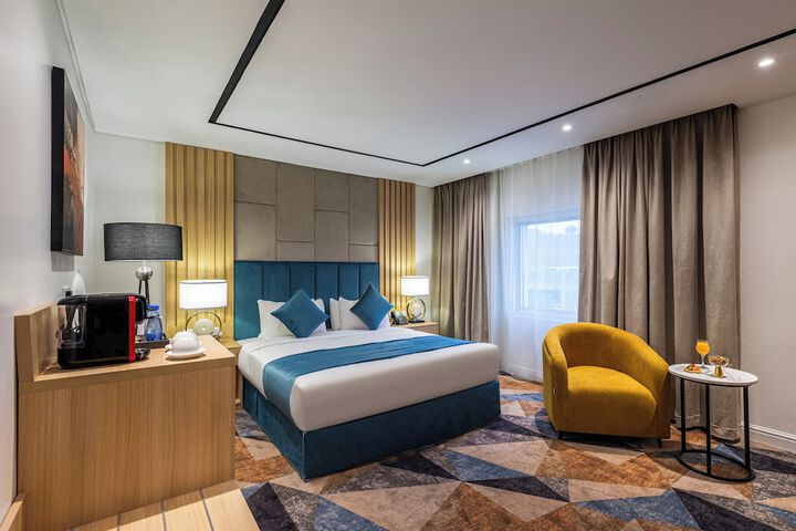 Room 15 of 19