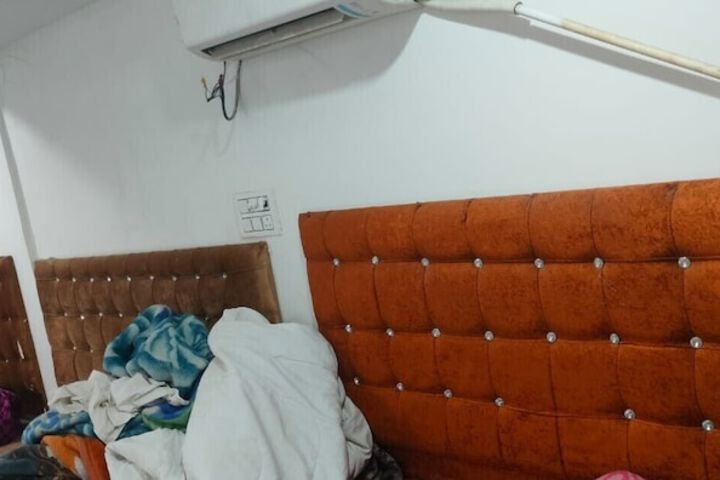Room 17 of 25