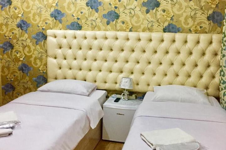 Room 22 of 53