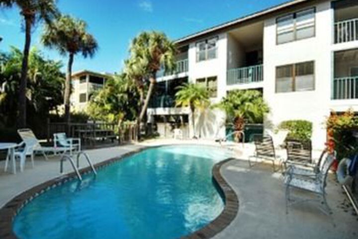 Pool 17 of 17