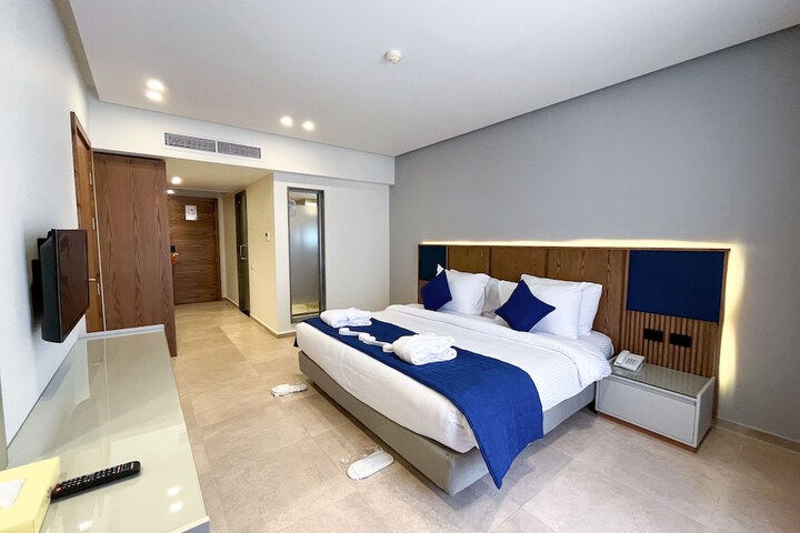 Room 20 of 85