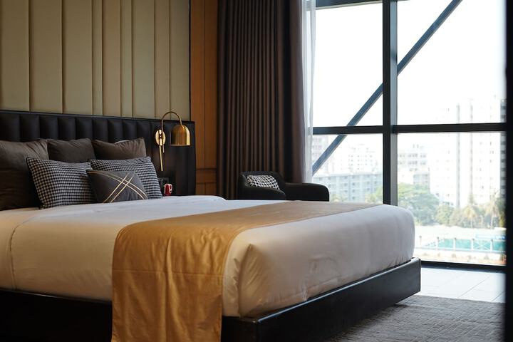 Room 18 of 62