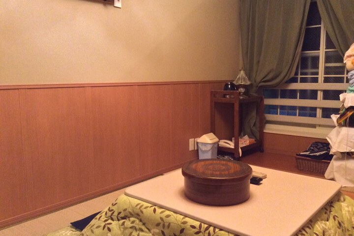 Room 6 of 22
